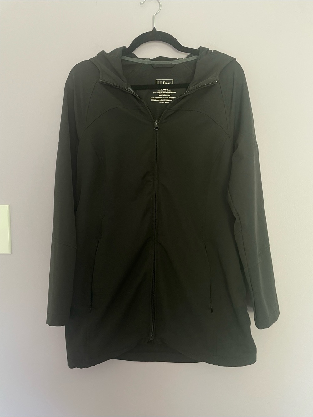 L.L. Bean Women's Black Hooded Zip-Front Jacket size Small